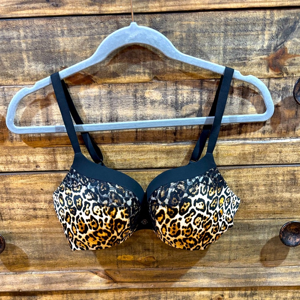 Victoria’s Secret Leopard Bra‎